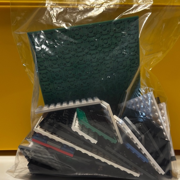 Lot of LEGO City Pieces Police, Fire & More Various Mini Figures w/Storage Boxes - Picture 10 of 16